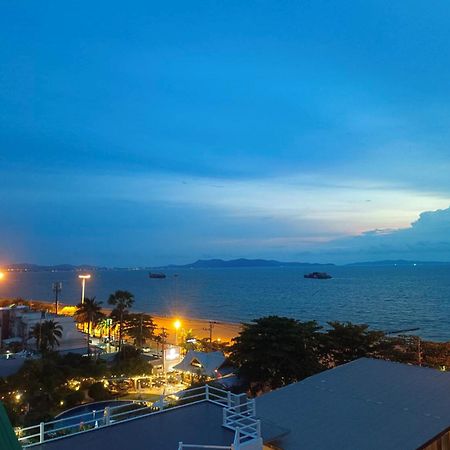 Dragon Beach Resort , Jomtien Beach Pattaya Bagian luar foto