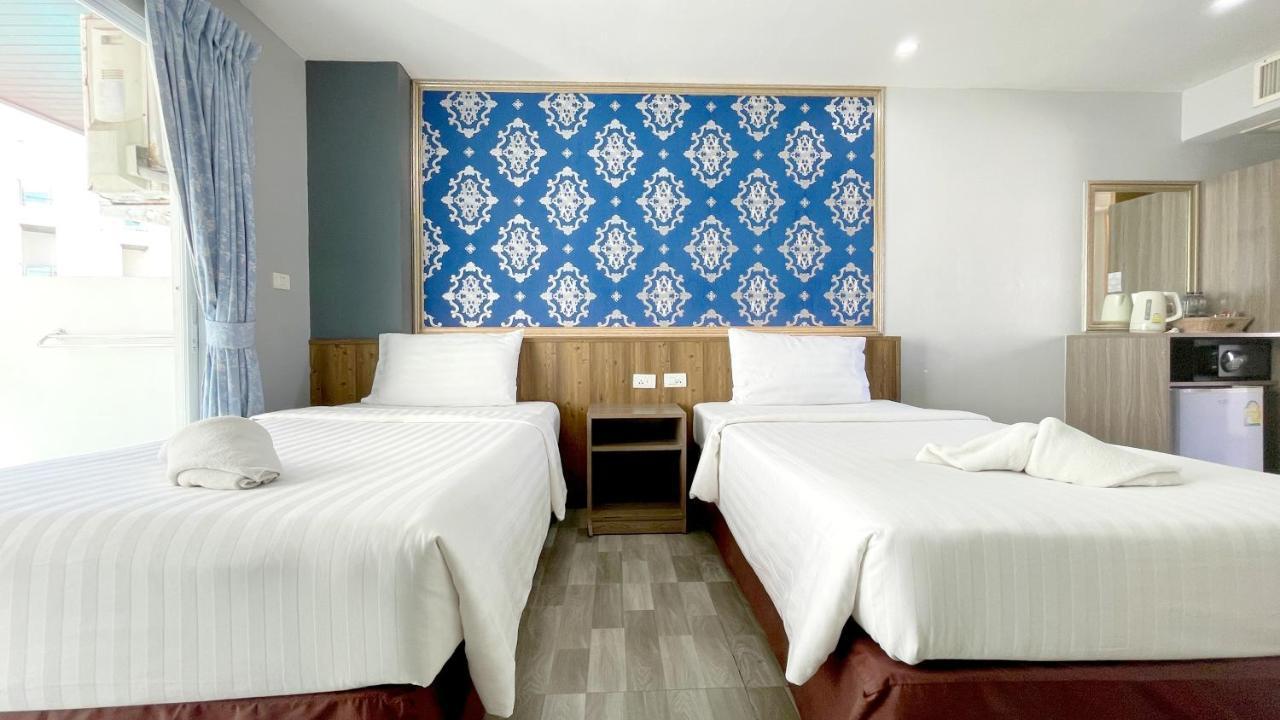 Dragon Beach Resort , Jomtien Beach Pattaya Bagian luar foto