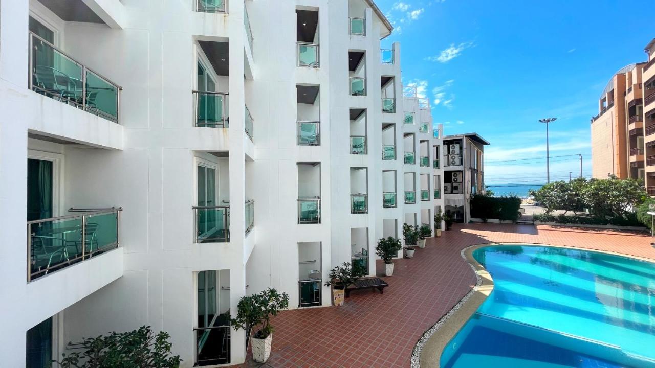 Dragon Beach Resort , Jomtien Beach Pattaya Bagian luar foto