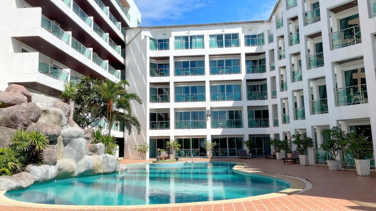 Dragon Beach Resort , Jomtien Beach Pattaya Bagian luar foto