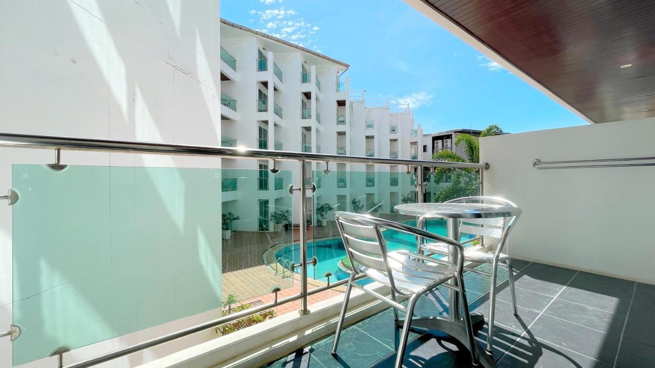 Dragon Beach Resort , Jomtien Beach Pattaya Bagian luar foto