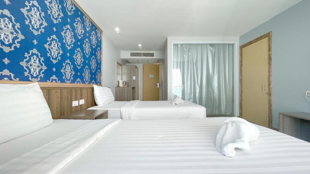 Dragon Beach Resort , Jomtien Beach Pattaya Bagian luar foto