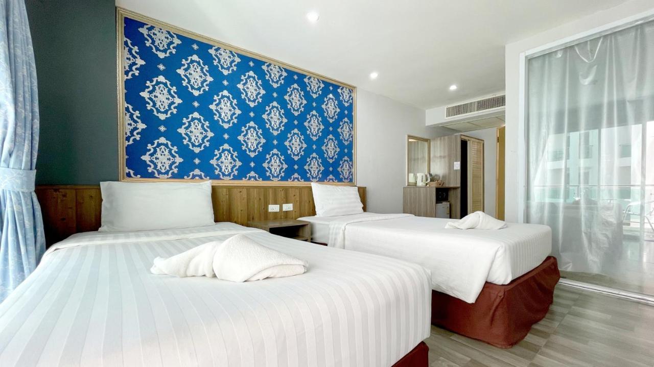 Dragon Beach Resort , Jomtien Beach Pattaya Bagian luar foto