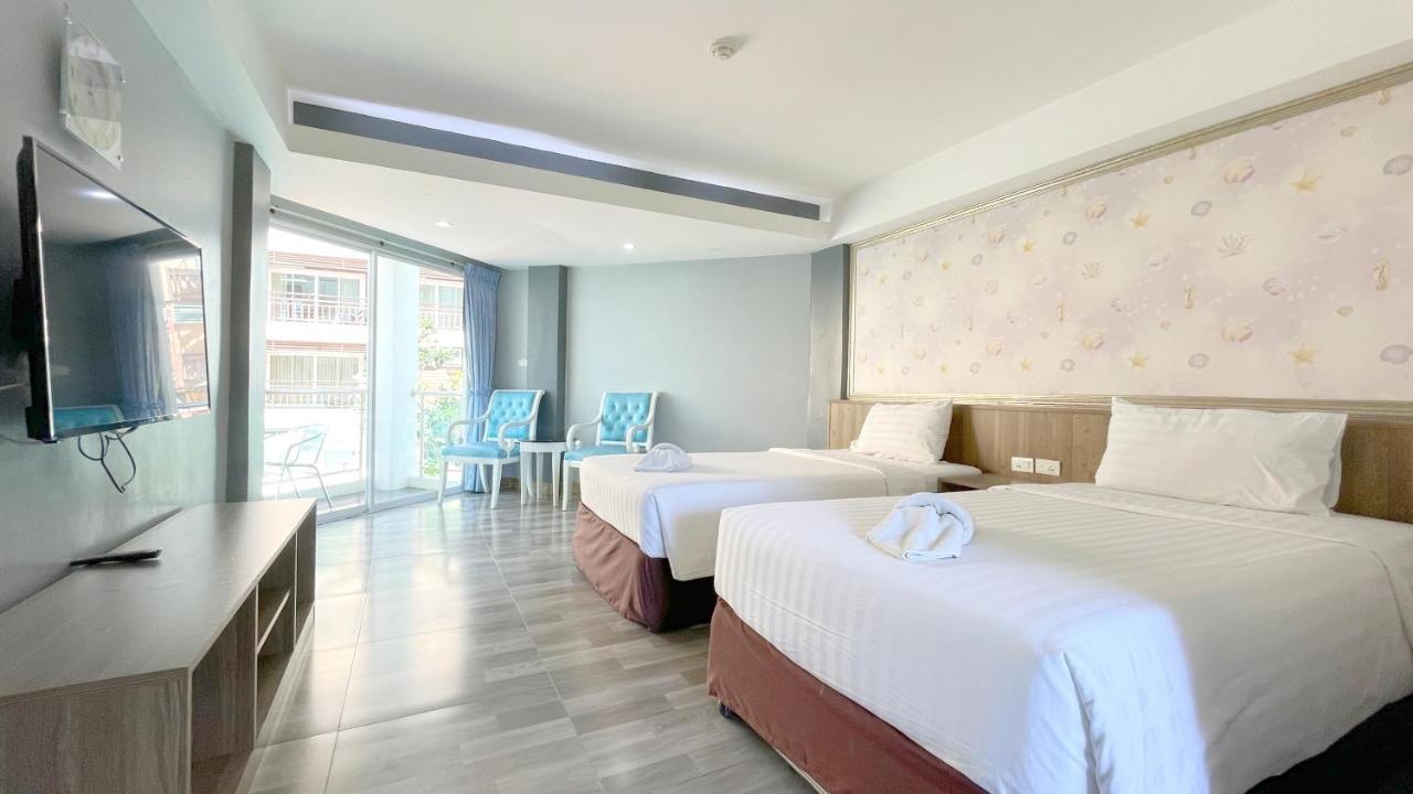 Dragon Beach Resort , Jomtien Beach Pattaya Bagian luar foto